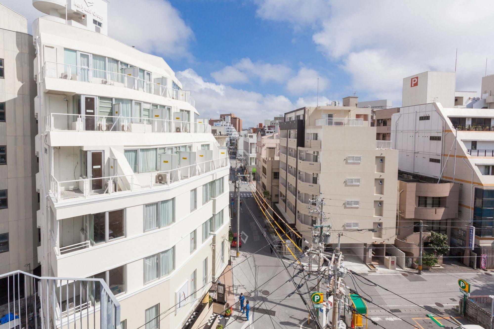 Okinawa Kariyushi Lch. Premium Hotel Naha Exterior photo