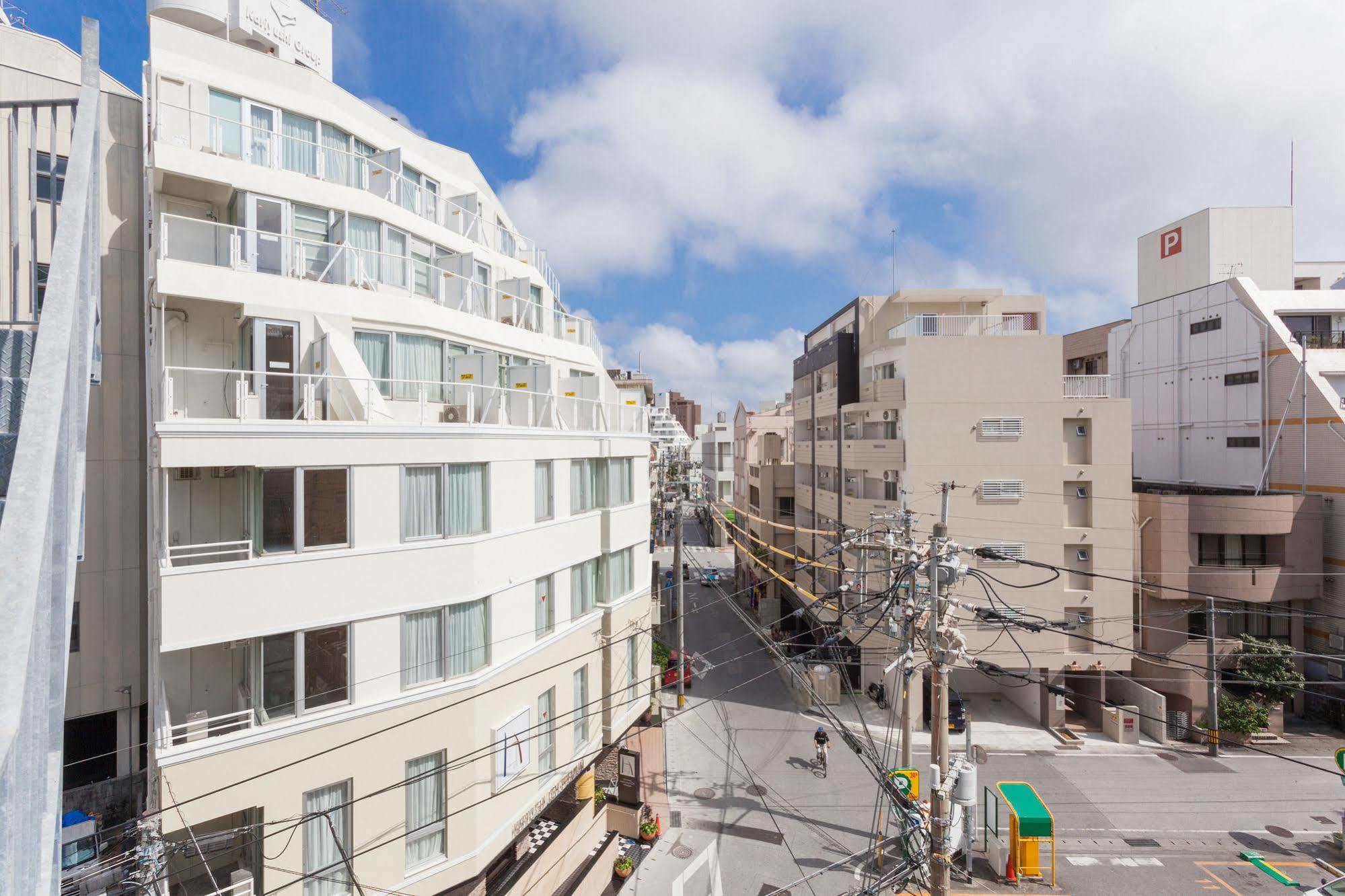 Okinawa Kariyushi Lch. Premium Hotel Naha Exterior photo
