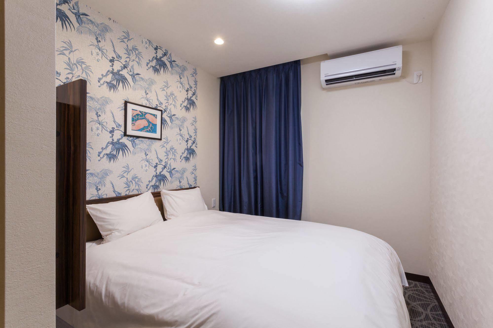 Okinawa Kariyushi Lch. Premium Hotel Naha Exterior photo